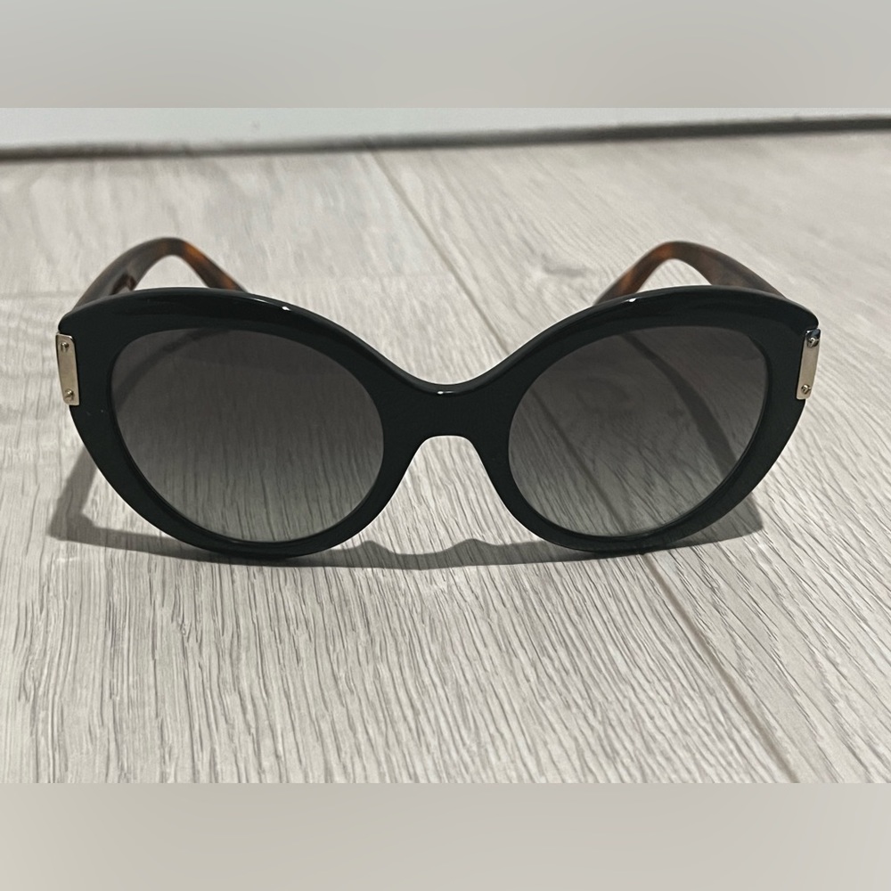 COPY - Vera case Sunglassea